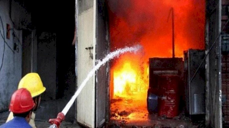 Massive Fire In Lahore perfume Factory Kills 10