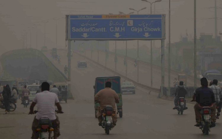 Smog Takes Over Lahore Shutting Down Daily Activities