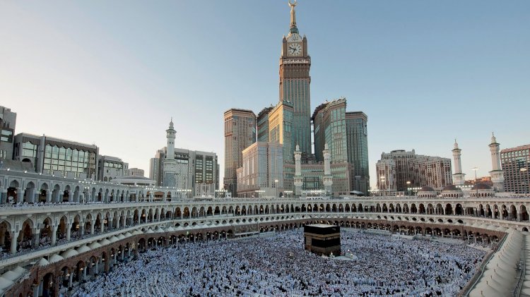 Saudi Arab  Restoring Umrah Services In Phases